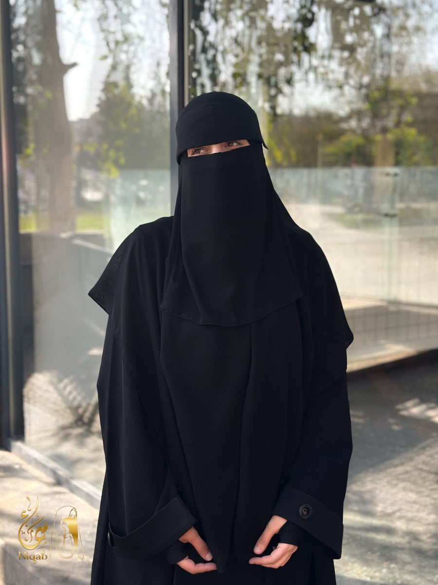 طقم سماء الاسود