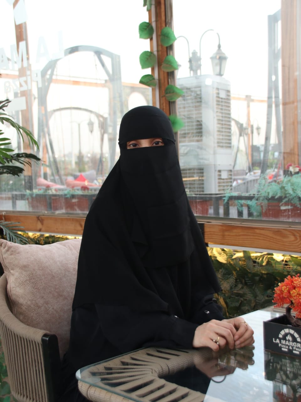 النقاب الطبي الغير مقوى