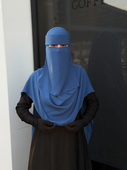 الطقم الانديجو