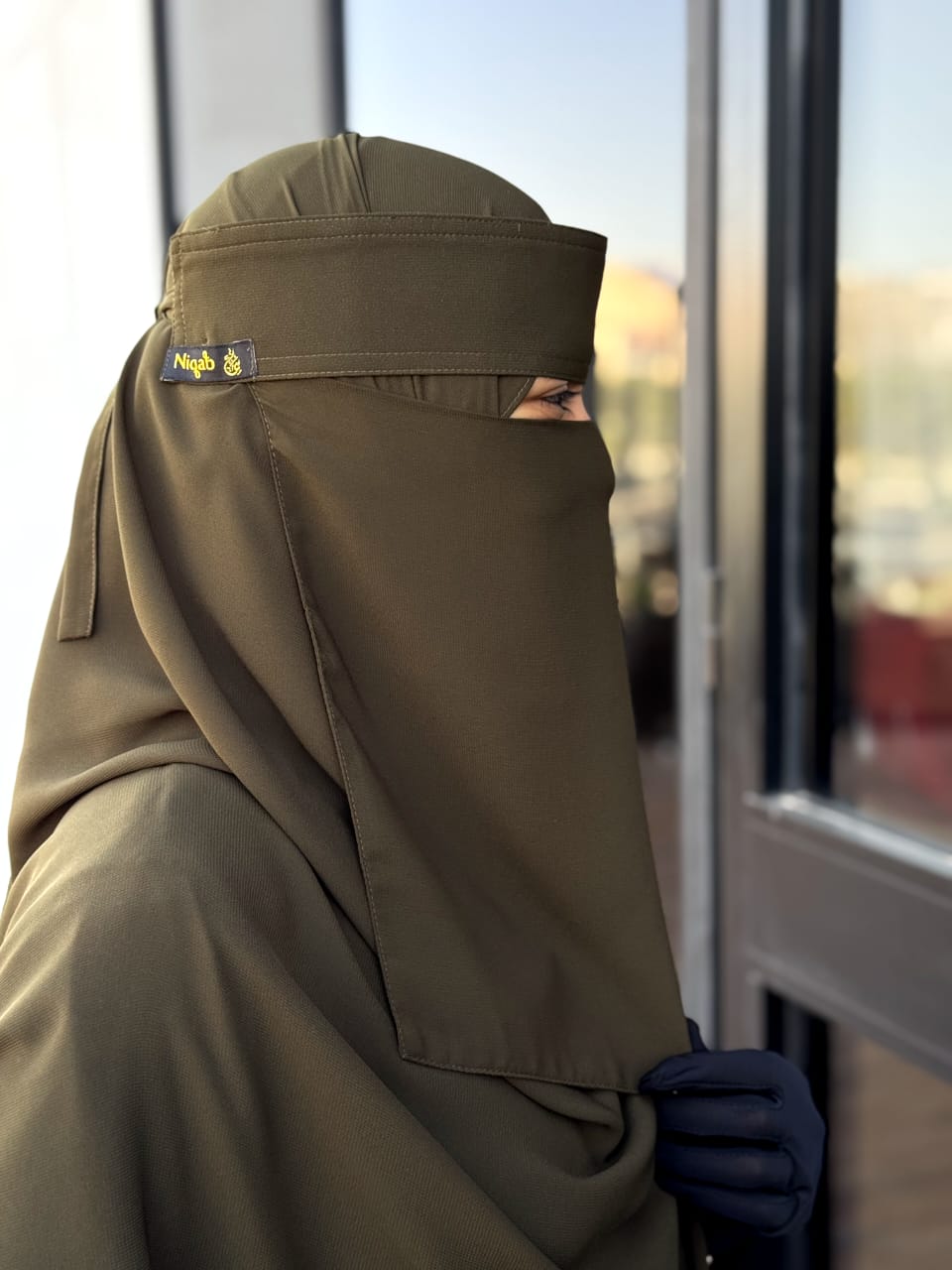 طقم زيتي