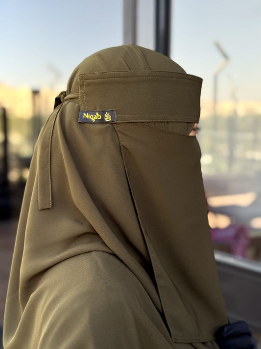 طقم زيتي